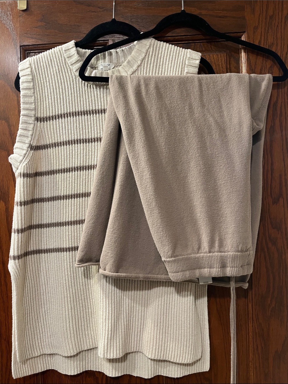 Splendid collab with Cella Jane Blog size Xs tunic knit tank and small knit pant